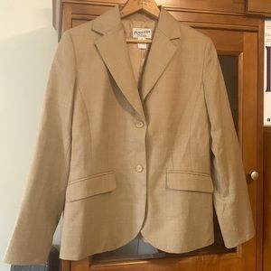 PENDLETON ladies classic blazer. 100% wool. Size 6. Excellent condition.
